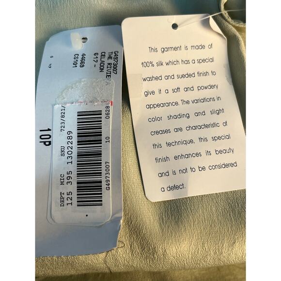 Rena Rowan Silk Blouse Size 10P Pale Green Office Career Wear Minimalist NWT - Picture 8 of 8